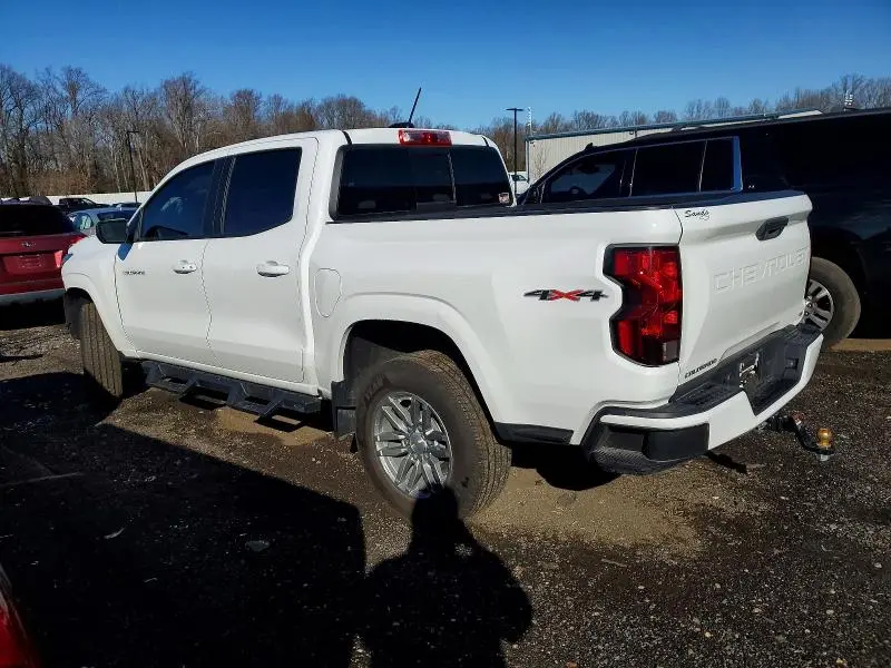2024 CHEVROLET COLORADO LT  