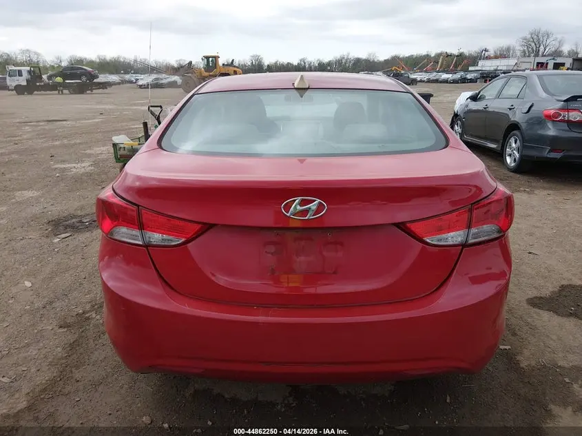 2013 HYUNDAI ELANTRA GLS