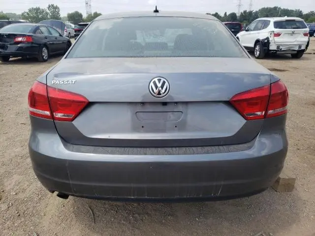 2013 VOLKSWAGEN PASSAT S  