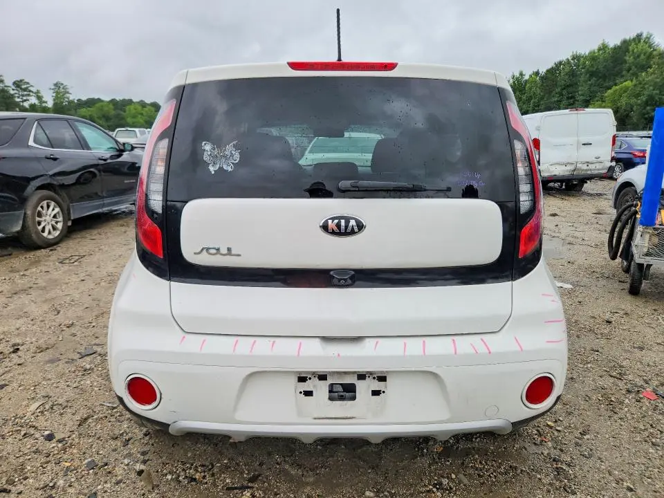 2017 KIA SOUL +  
