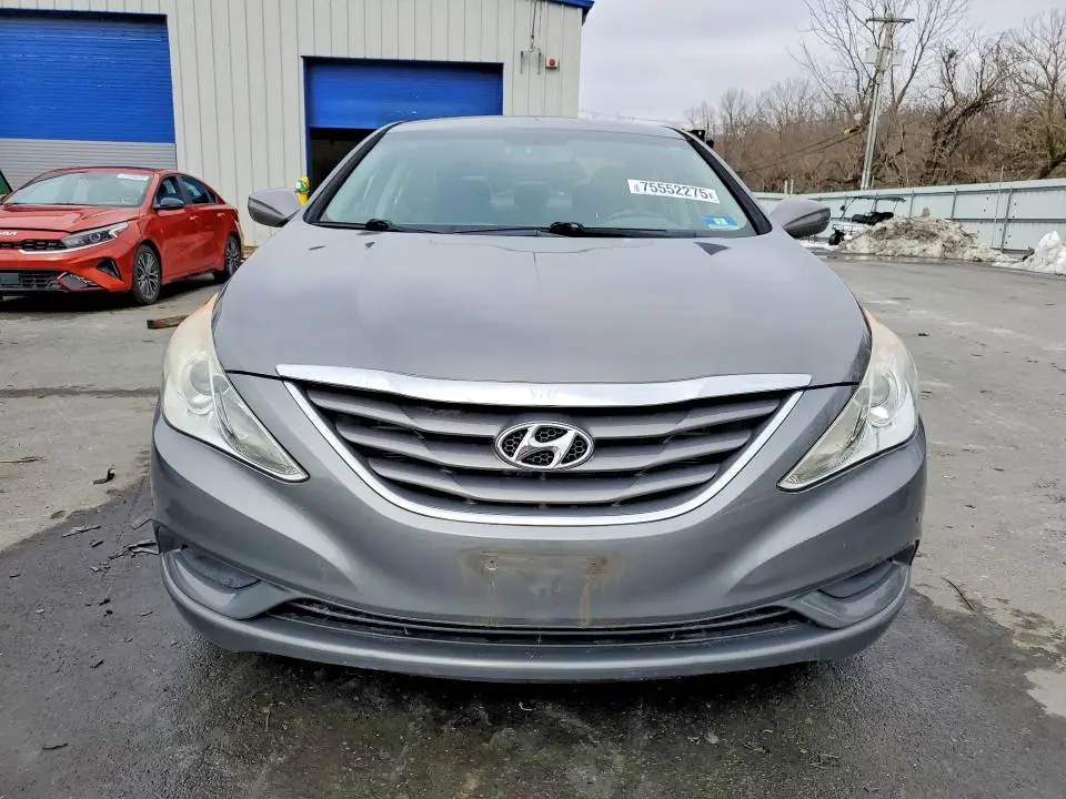 2012 HYUNDAI SONATA GLS  