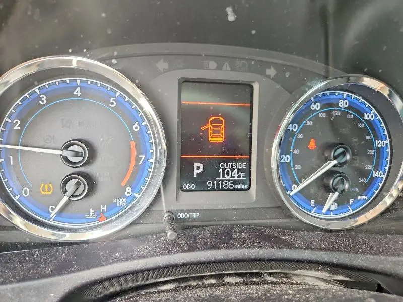 2018 TOYOTA COROLLA LE  