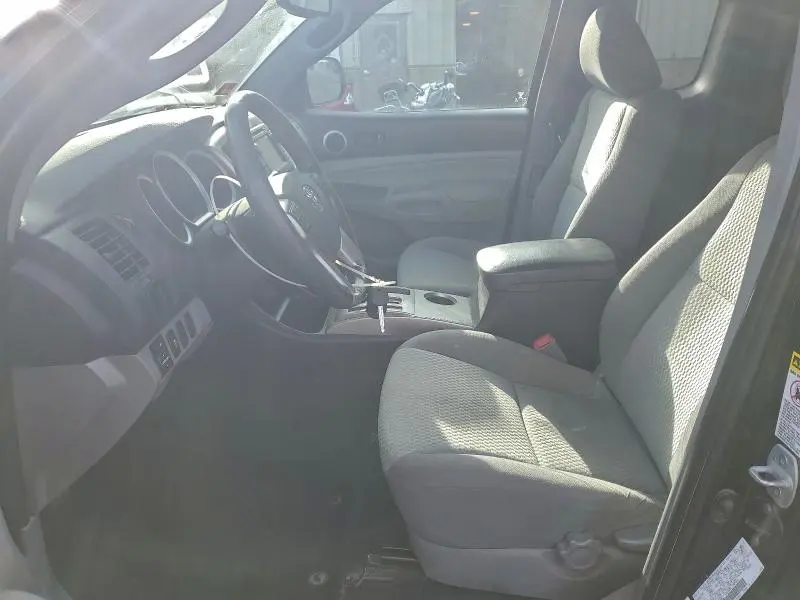 2013 TOYOTA TACOMA BASE  