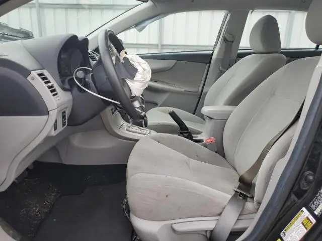 2013 TOYOTA COROLLA BASE  