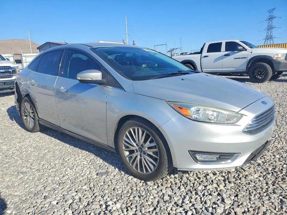 2017 FORD FOCUS TITANIUM  
