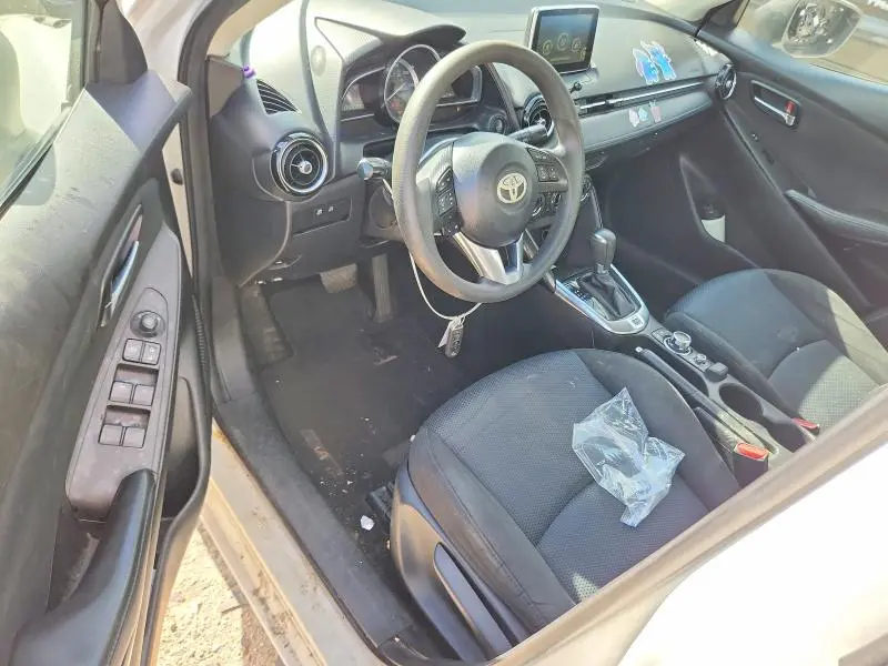 2017 TOYOTA YARIS IA BASE  