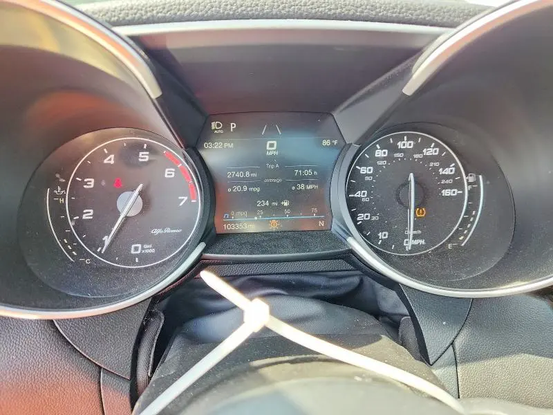 2022 ALFA ROMEO GIULIA SUPER  