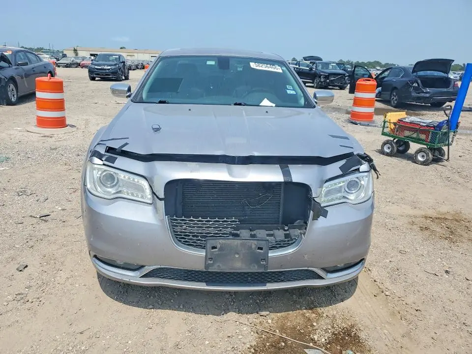 2017 CHRYSLER 300   