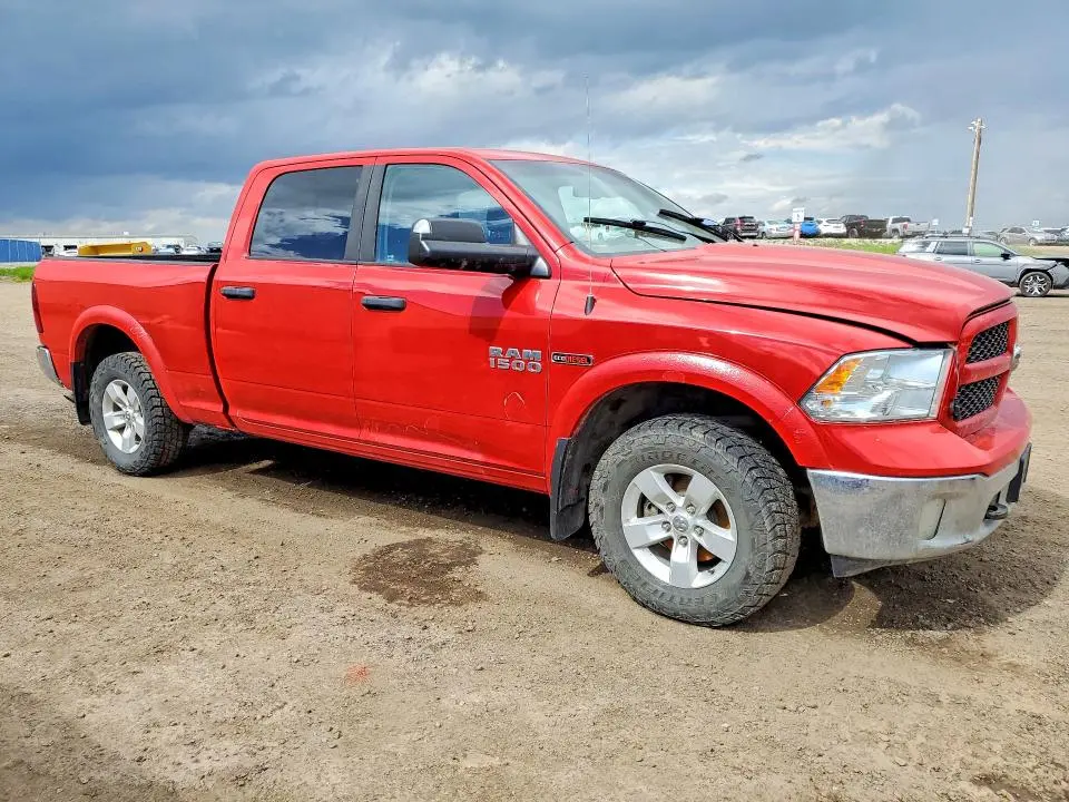 2015 RAM 1500 SLT  
