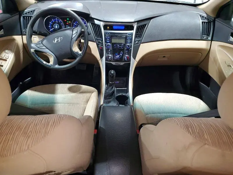 2012 HYUNDAI SONATA GLS  