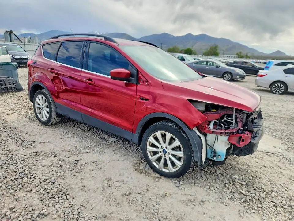 2019 FORD ESCAPE SEL  