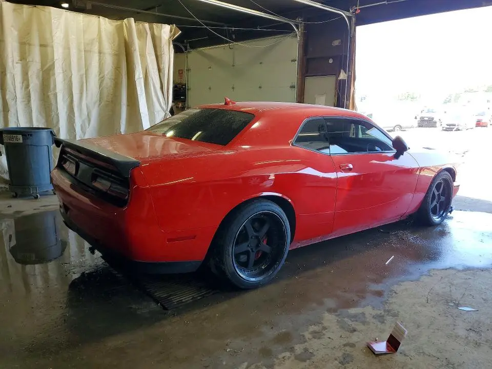 2016 DODGE CHALLENGER SRT HELLCAT  
