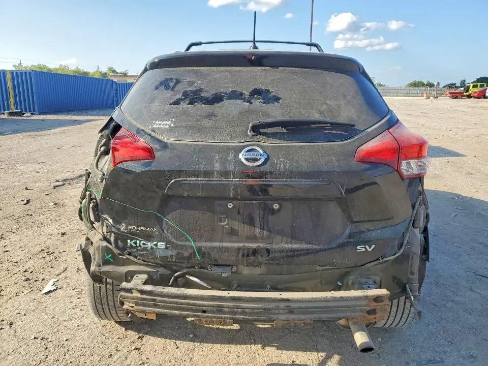 2019 NISSAN KICKS SV  