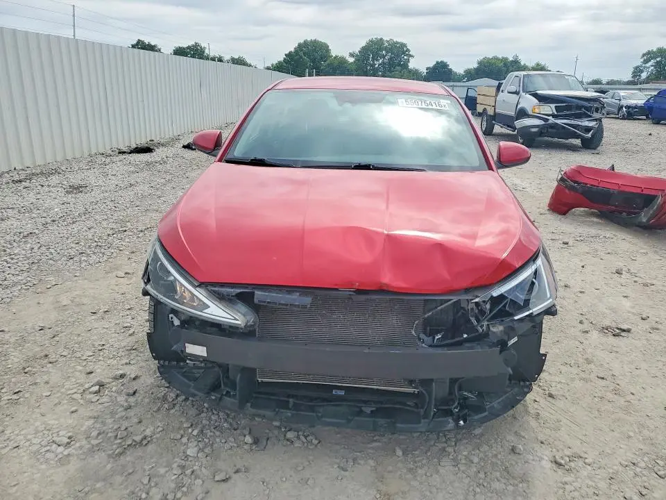 2020 HYUNDAI ELANTRA SE  