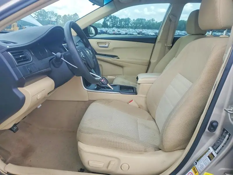 2017 TOYOTA CAMRY LE  