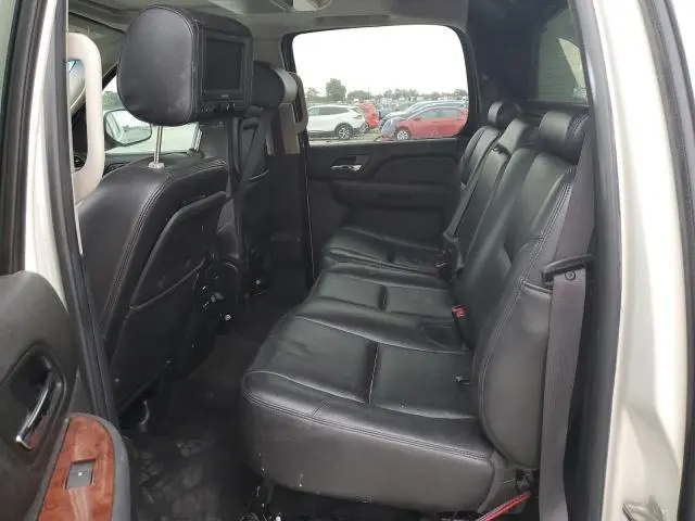 2013 CHEVROLET AVALANCHE LTZ  