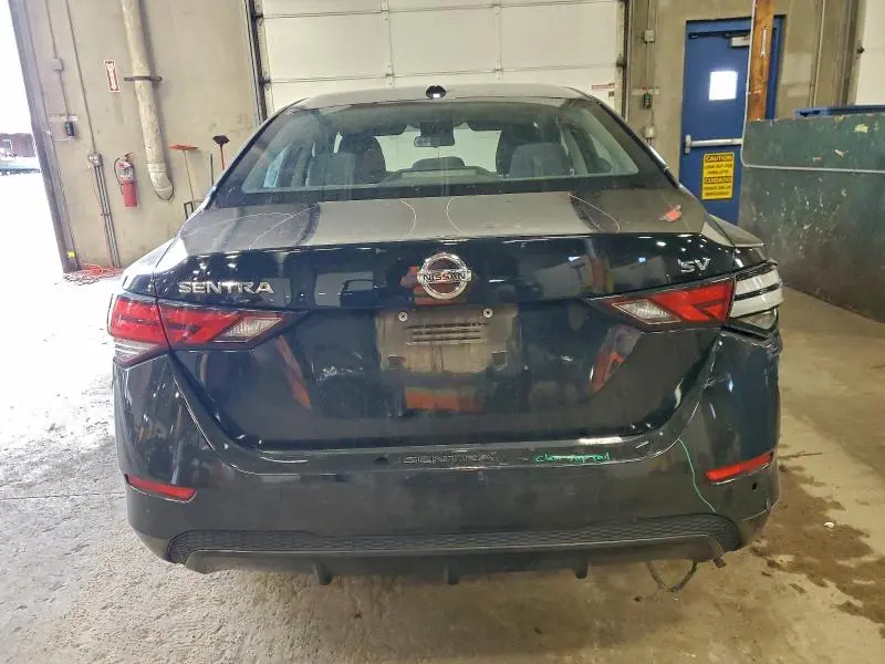 2022 NISSAN SENTRA SV  