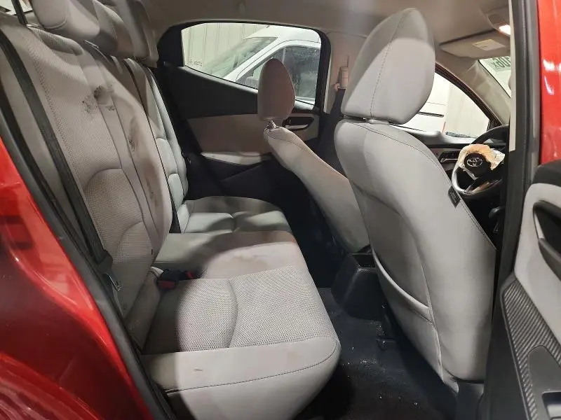 2019 TOYOTA YARIS L  
