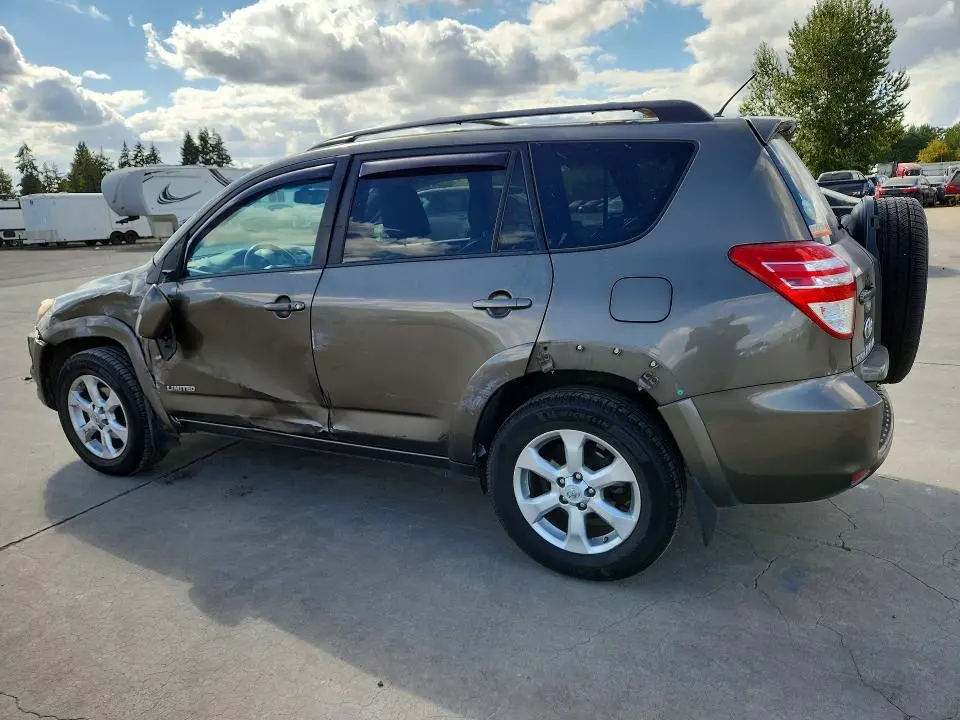 2010 TOYOTA RAV4 LIMITED  