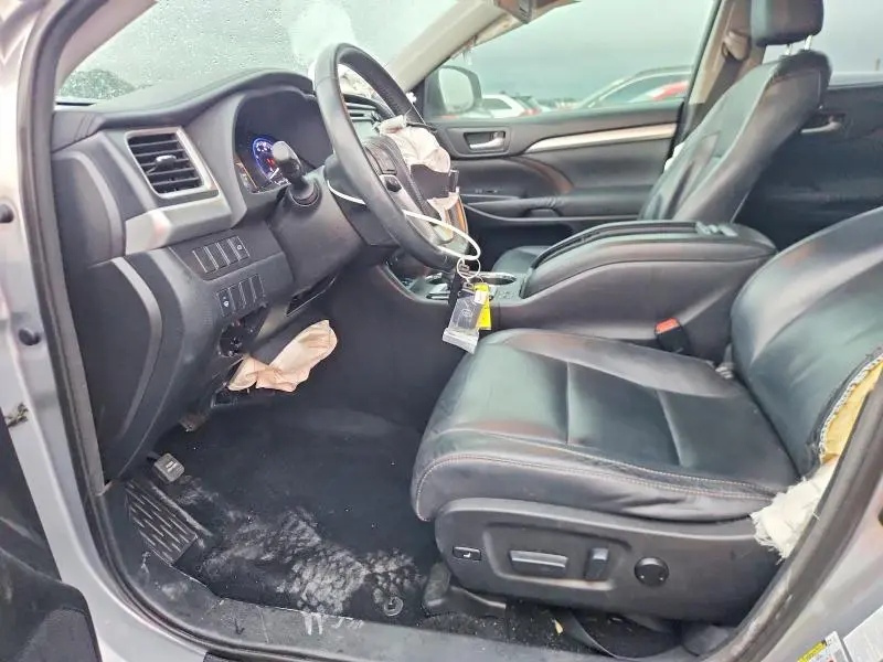 2014 TOYOTA HIGHLANDER XLE  