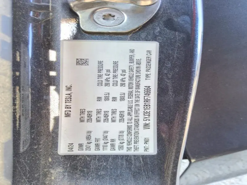 2024 TESLA MODEL 3   