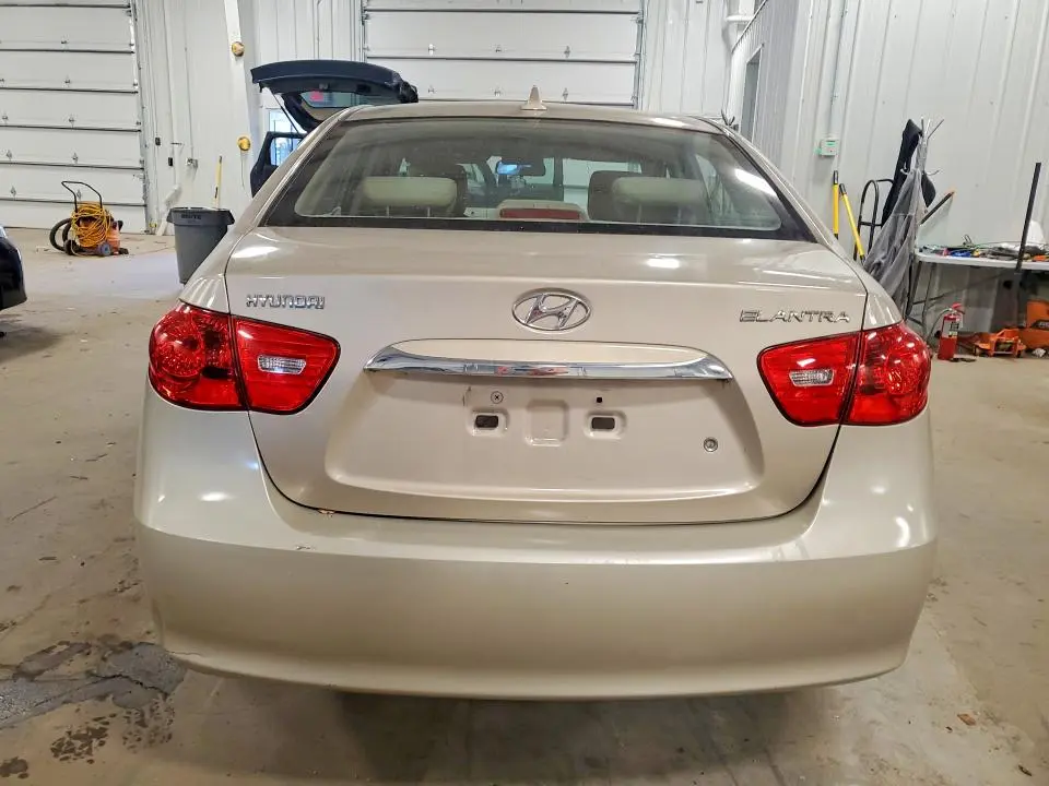 2010 HYUNDAI ELANTRA GLS  