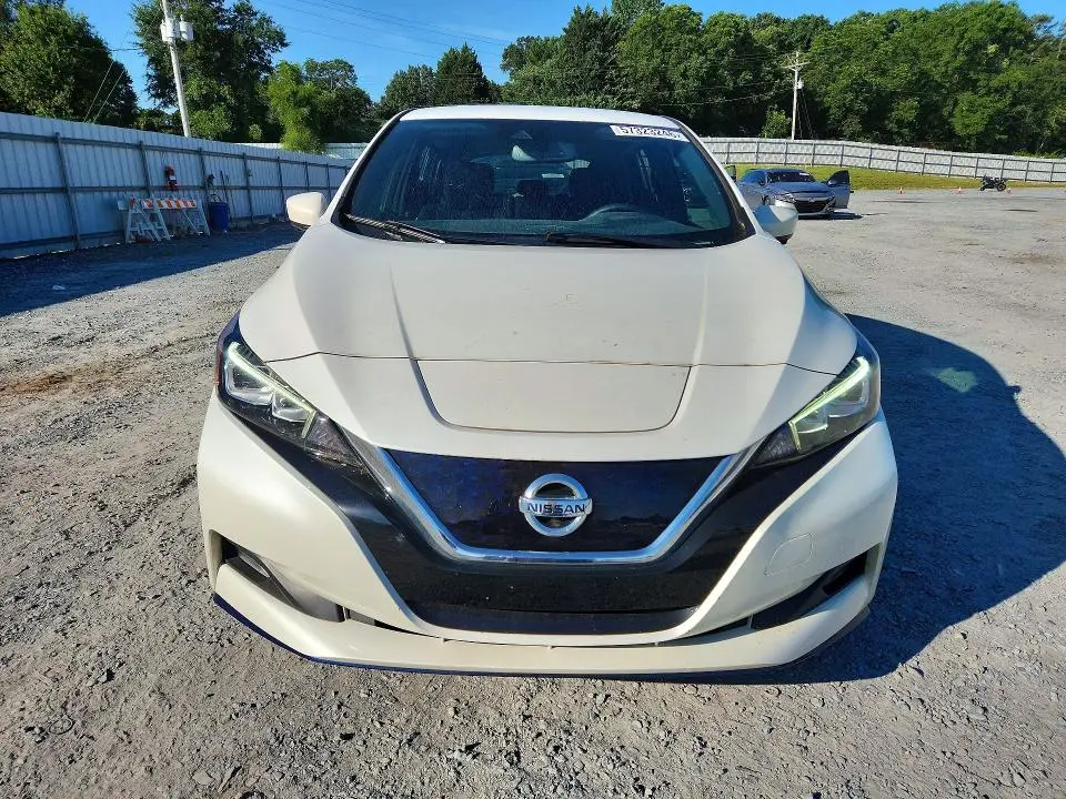 2022 NISSAN LEAF SV PLUS  