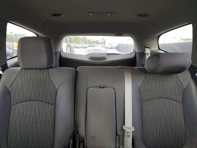 2017 CHEVROLET TRAVERSE LS  