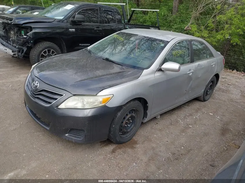2010 TOYOTA CAMRY LE