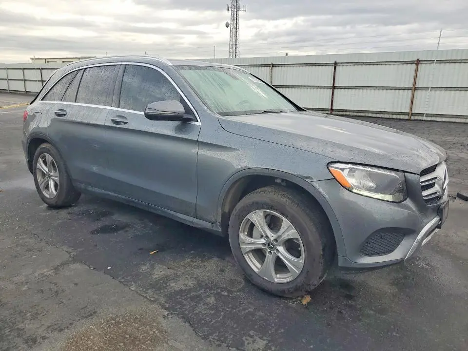 2017 MERCEDES-BENZ GLC 300  