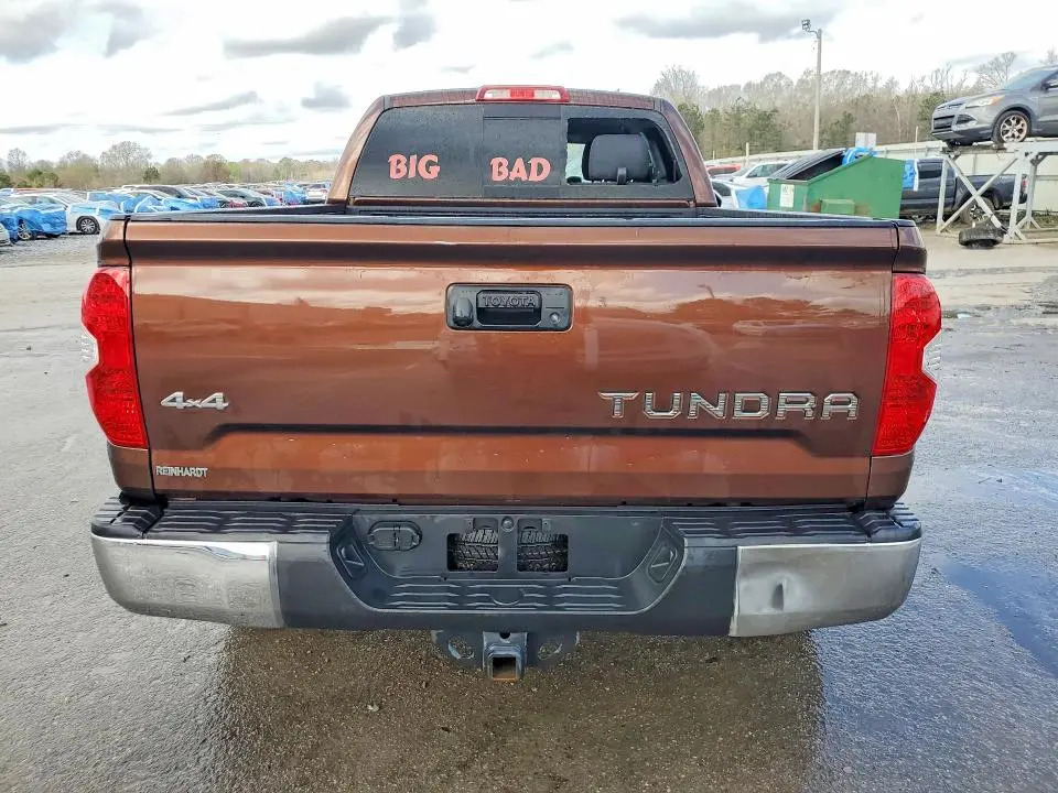 2016 TOYOTA TUNDRA SR5  