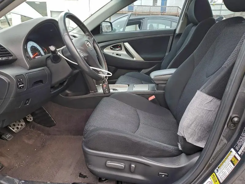 2011 TOYOTA CAMRY BASE  