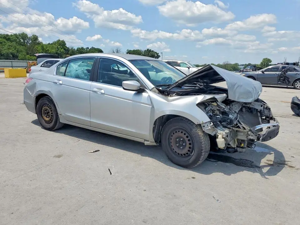 2011 HONDA ACCORD LX  