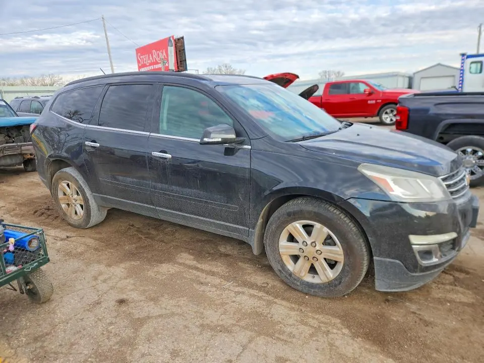 2014 CHEVROLET TRAVERSE LT  