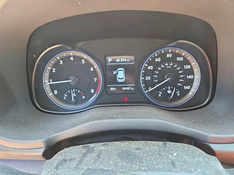 2018 HYUNDAI KONA SE  