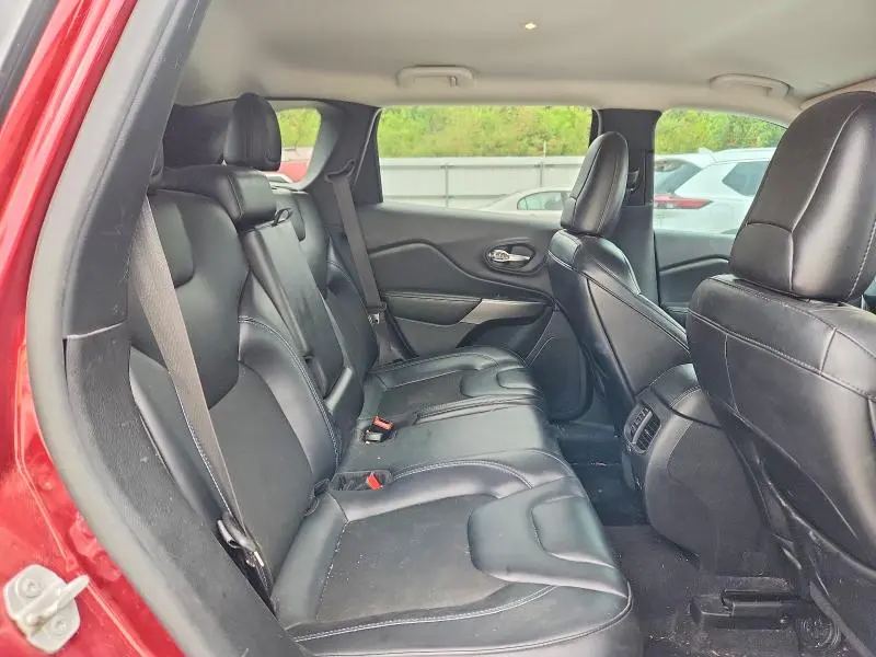 2021 JEEP CHEROKEE LATITUDE PLUS  
