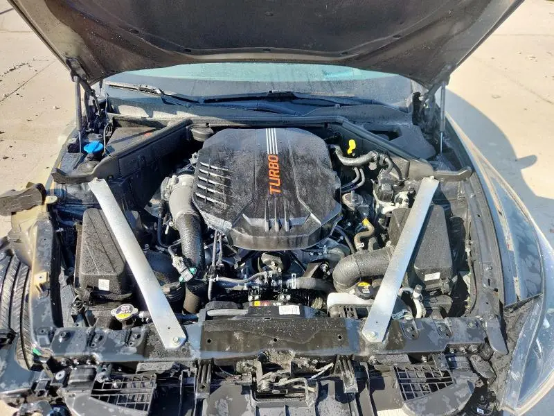 2022 KIA STINGER GT2  