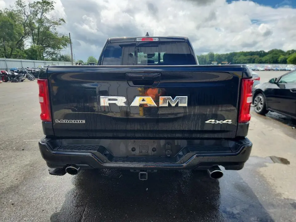 2025 RAM 1500 LARAMIE  