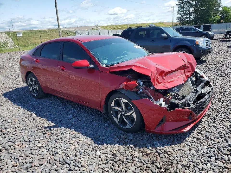 2023 HYUNDAI ELANTRA SEL  