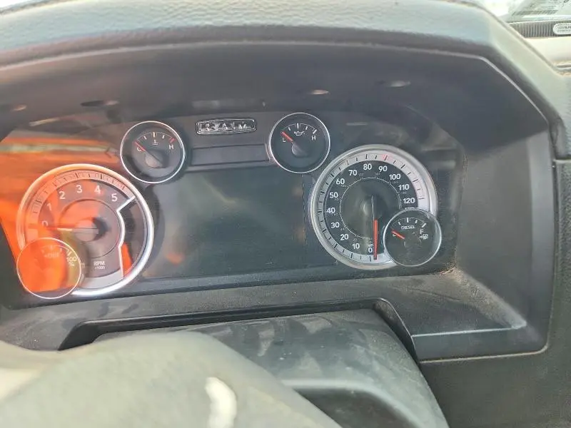 2016 RAM 1500 LARAMIE  
