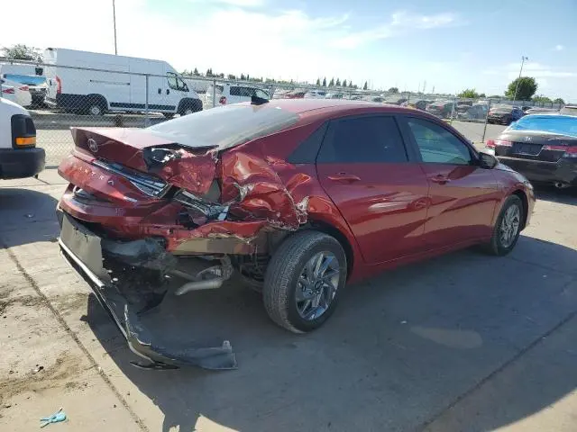 2024 HYUNDAI ELANTRA BLUE  