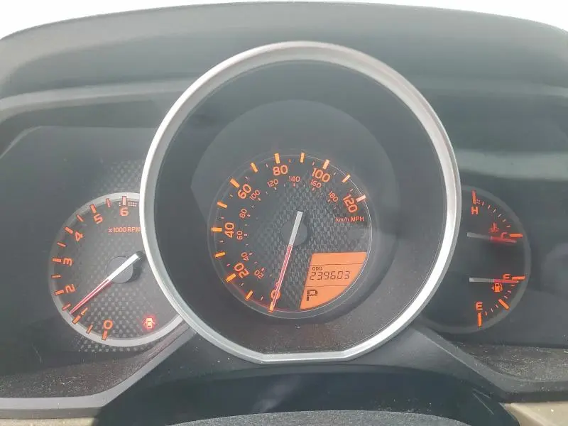 2011 TOYOTA 4RUNNER SR5  