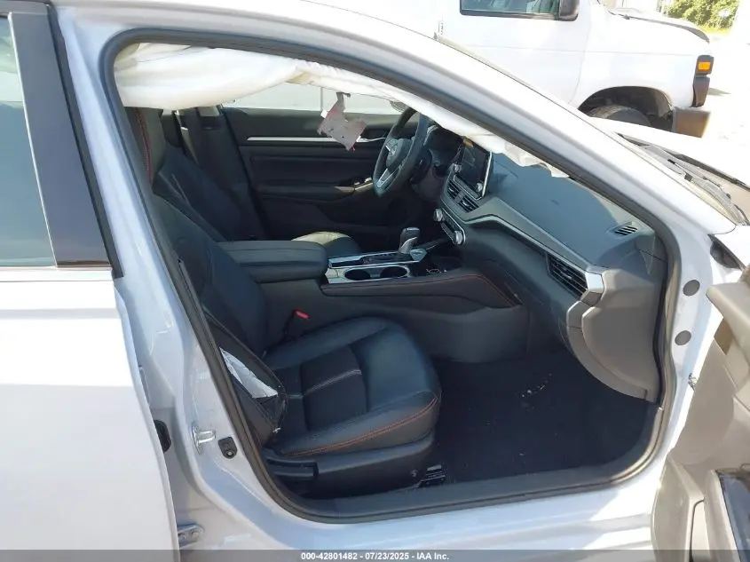 2025 NISSAN ALTIMA SR FWD