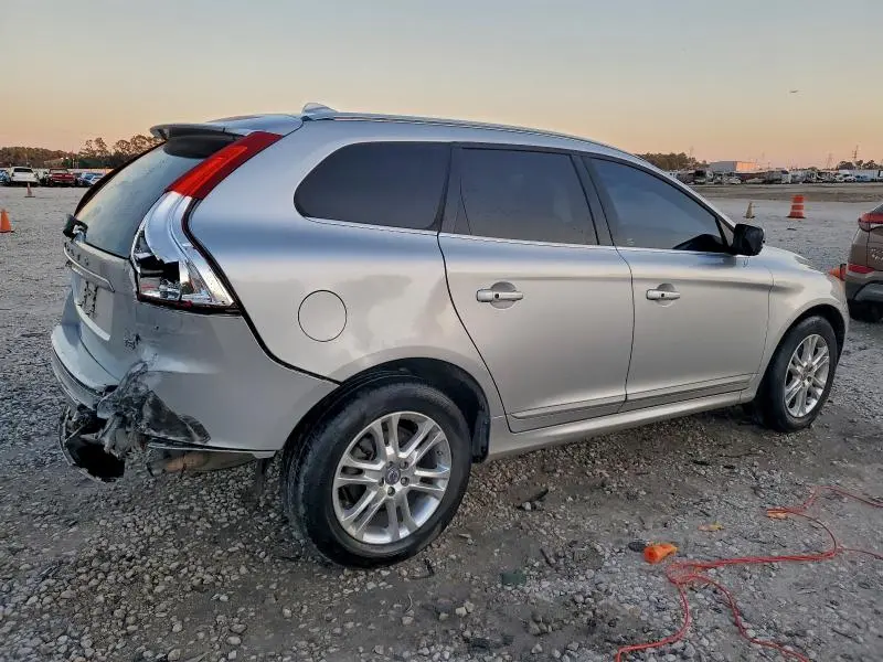 2015 VOLVO XC60 T5 PREMIER  