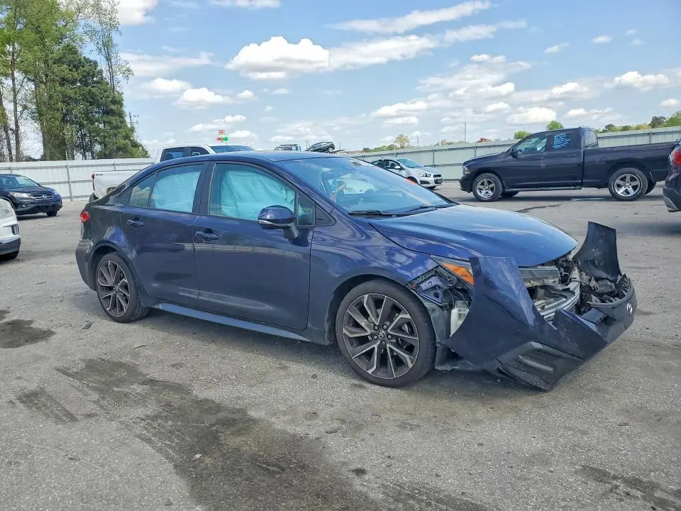 2022 TOYOTA COROLLA SE  