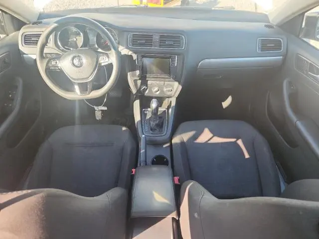 2016 VOLKSWAGEN JETTA SE  
