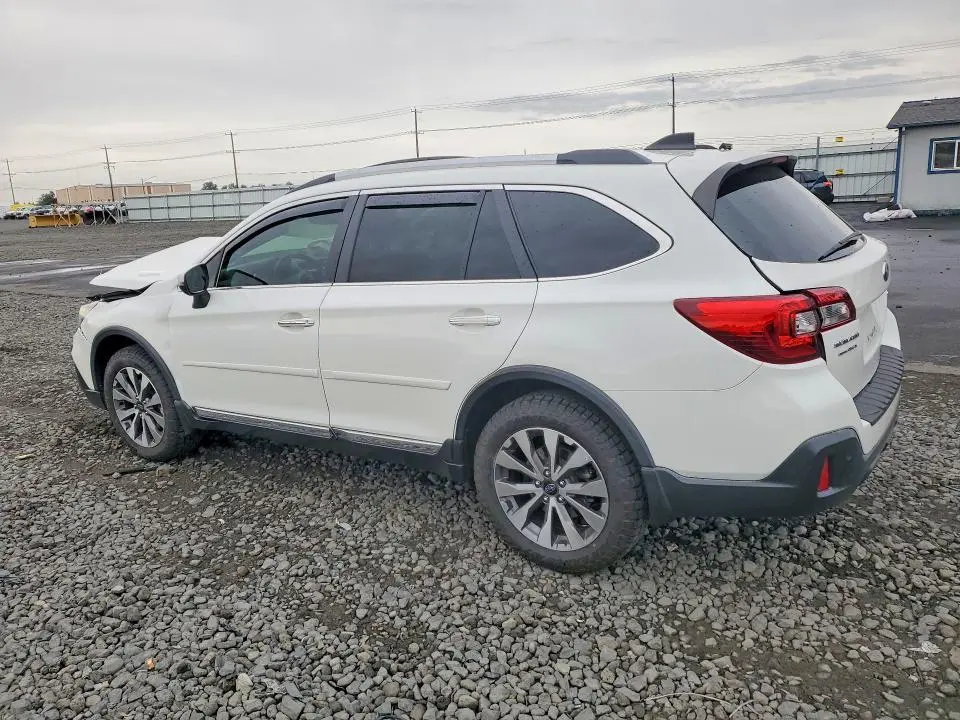 2018 SUBARU OUTBACK TOURING  
