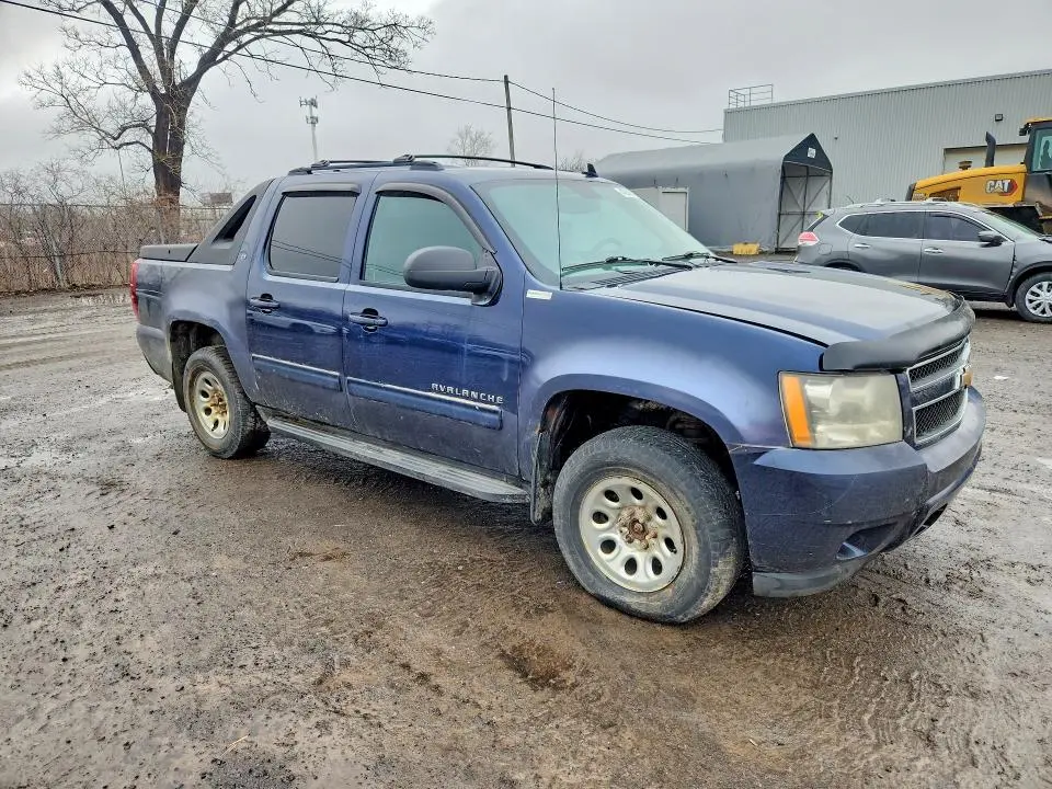 2010 CHEVROLET AVALANCHE LT  