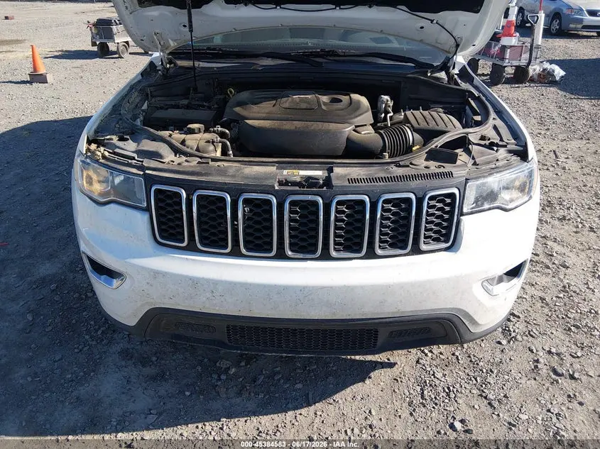 2017 JEEP GRAND CHEROKEE LAREDO 4X2