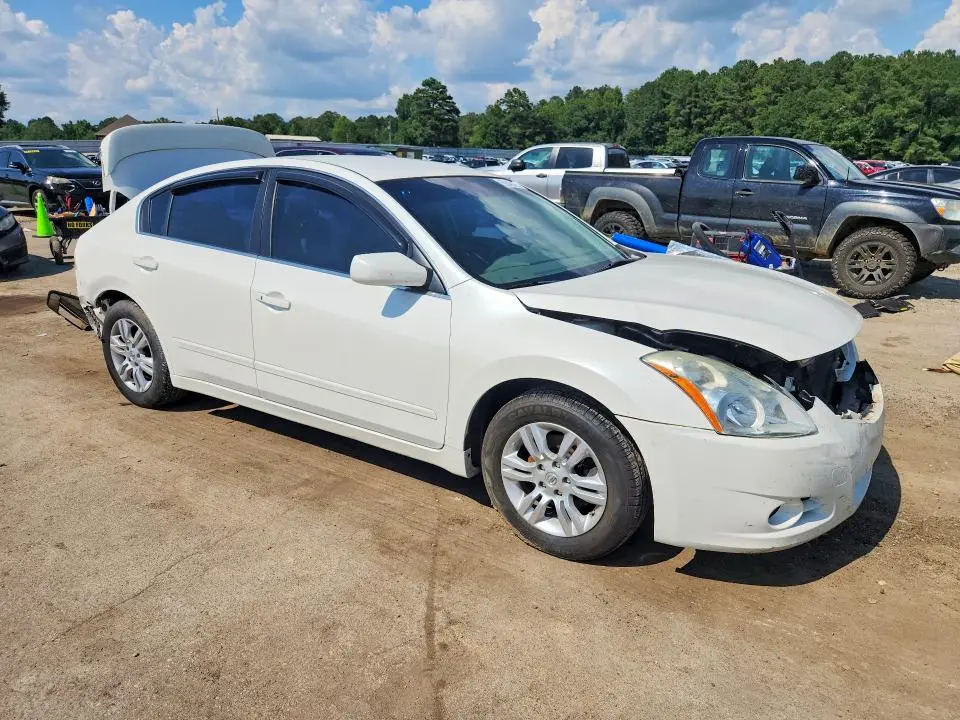 2011 NISSAN ALTIMA   